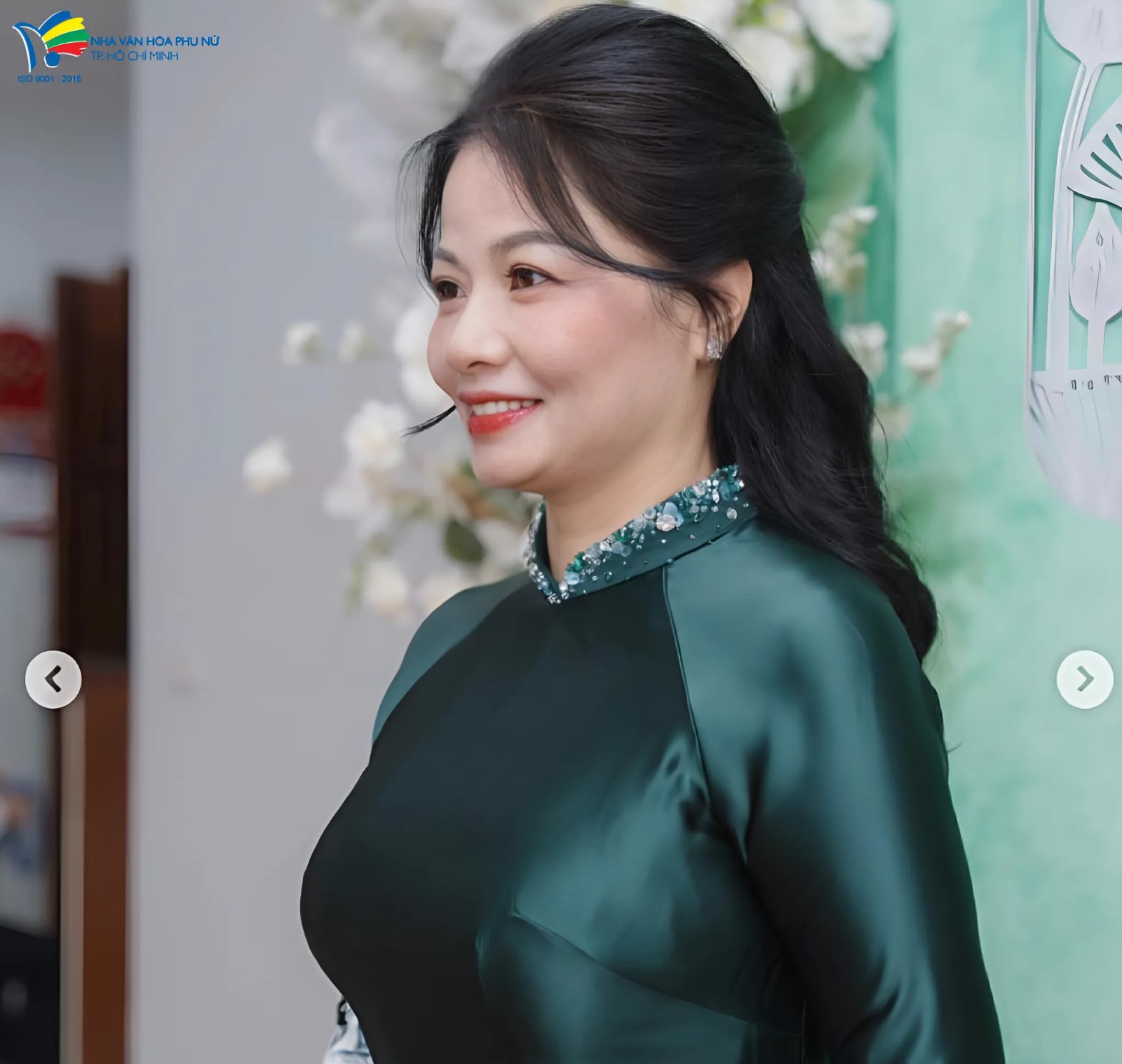 Chọn layout và tông màu phù hợp khi trang điểm bà sui