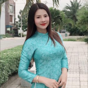 Giáo viên NGUYỄN THỊ ÁNH (Dạy lớp Thanh nhạc)
