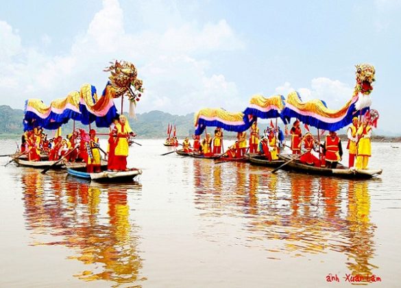 Lễ hội Hoa Lư