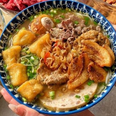 BÚN RIÊU TÔM – TÓP MỠ (Hướng dẫn cách làm chả tôm thả nổi, riêu tôm, tóp mỡ giòn xốt tỏi ớt) - 14g00, ngày 04/8/2026 (thứ Ba) tại CS Phan Xích Long