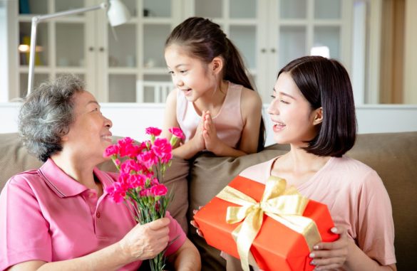 Gợi Ý Quà Tặng 20 10 Ý Nghĩa Và Thiết Thực