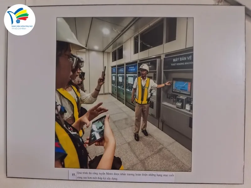 Máy bán vé tại tuyến Metro đầu tiên ở Việt Nam