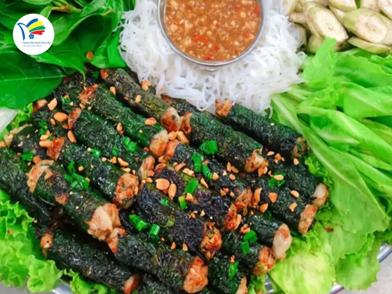 Bò cuốn lá lốt cũng là món được đưa vào lộ trình học tập lần này Bò cuốn lá lốt cũng là món được đưa vào lộ trình học tập lần này