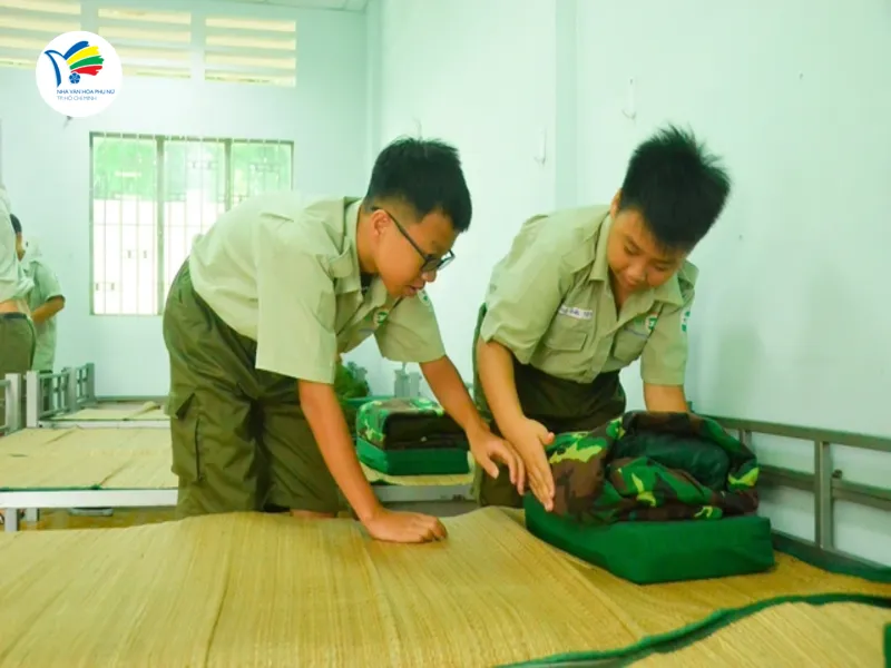 Trại hè “Chiến sĩ Công an nhí” 2026 giúp học sinh 9-15 tuổi rèn luyện kỷ luật và kỹ năng sống.