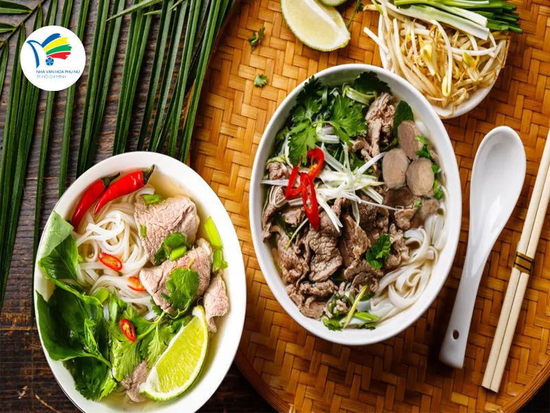 Nấu phở ngon giúp chăm sóc người thân, tự tay vun vén bữa ăn và gìn giữ sự gắn kết gia đình. Nấu phở ngon giúp chăm sóc người thân, tự tay vun vén bữa ăn và gìn giữ sự gắn kết gia đình.