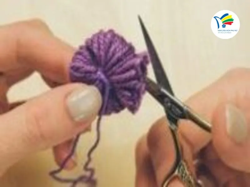 Làm đồ handmade bằng len tạo không gian chia sẻ, kết nối và lan tỏa niềm vui sáng tạo trong cộng đồng.