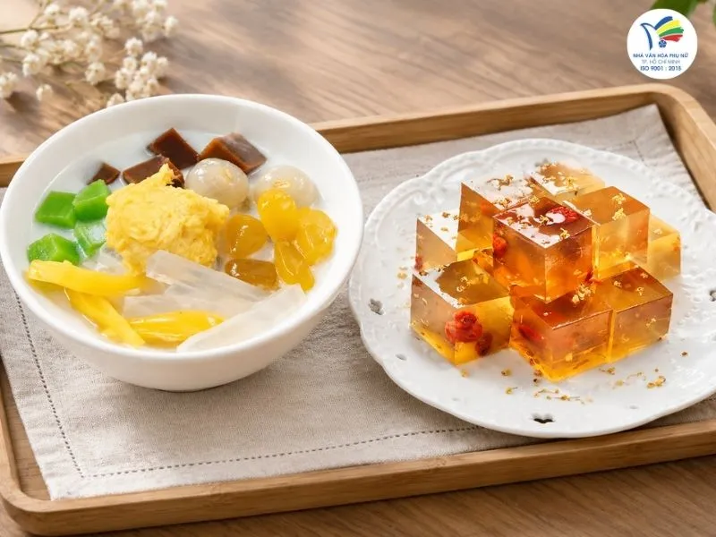 MÓN TRÁNG MIỆNG GIẢI NHIỆT DỄ LÀM: CHÈ THÁI SẦU RIÊNG - THẠCH QUẾ HOA 8 Trang trí giúp món tráng miệng trở nên nổi bật và ngon miệng hơn.