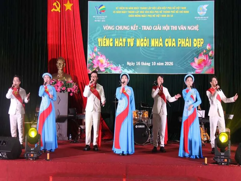 TƯNG BỪNG VÀ GIÀU CẢM XÚC TẠI VÒNG CHUNG KẾT HỘI THI “TIẾNG HÁT TỪ NGÔI NHÀ CỦA PHÁI ĐẸP” NĂM 2026 6 Ban Giám khảo uy tín đã chấm chọn công tâm và trao giải cho các tiết mục xuất sắc ở nhiều thể loại, ghi nhận nỗ lực sáng tạo của thí sinh.